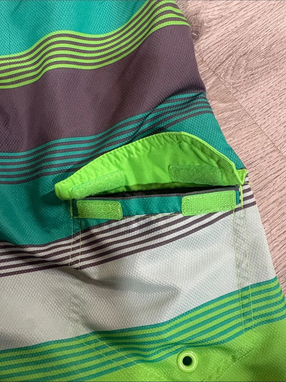 Nike Boys XL Swim Trunks